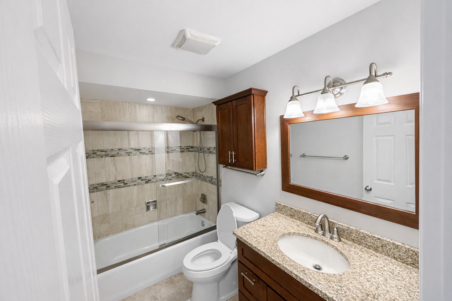 15137 Quail Hollow Drive, #206, Orland Park, IL 60462 15137 Quail Hollow Drive, #206, Orland Park, IL 60462