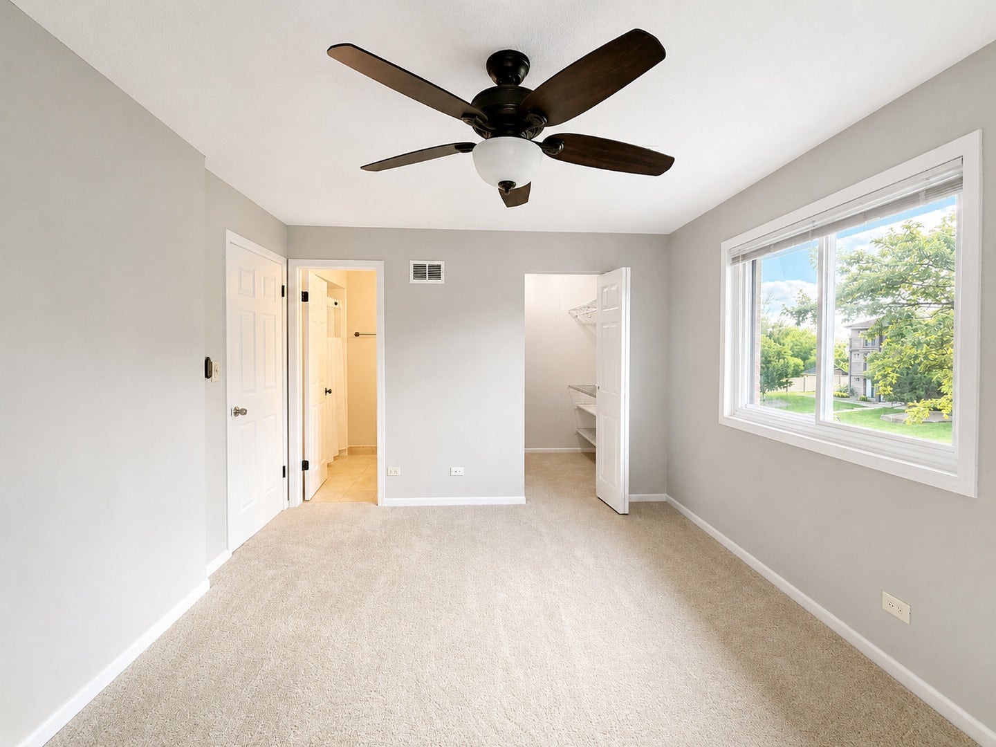 15137 Quail Hollow Drive, #206, Orland Park, IL 60462 15137 Quail Hollow Drive, #206, Orland Park, IL 60462