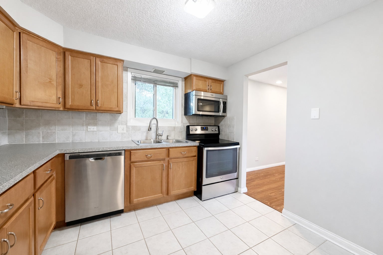 15137 Quail Hollow Drive, #206, Orland Park, IL 60462 15137 Quail Hollow Drive, #206, Orland Park, IL 60462