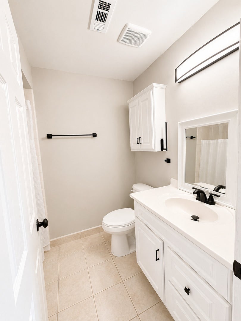 15137 Quail Hollow Drive, #206, Orland Park, IL 60462 15137 Quail Hollow Drive, #206, Orland Park, IL 60462