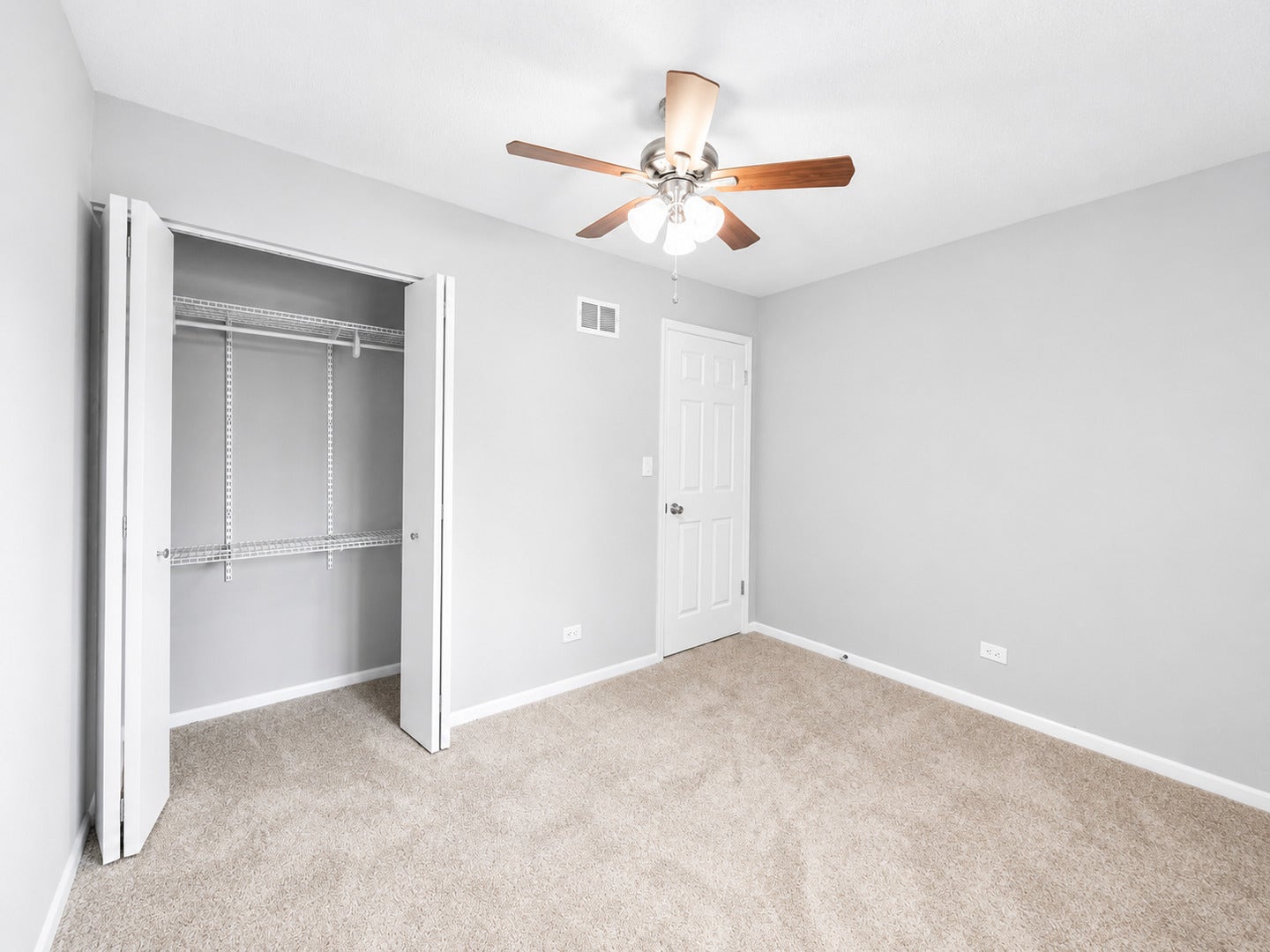 15137 Quail Hollow Drive, #206, Orland Park, IL 60462 15137 Quail Hollow Drive, #206, Orland Park, IL 60462