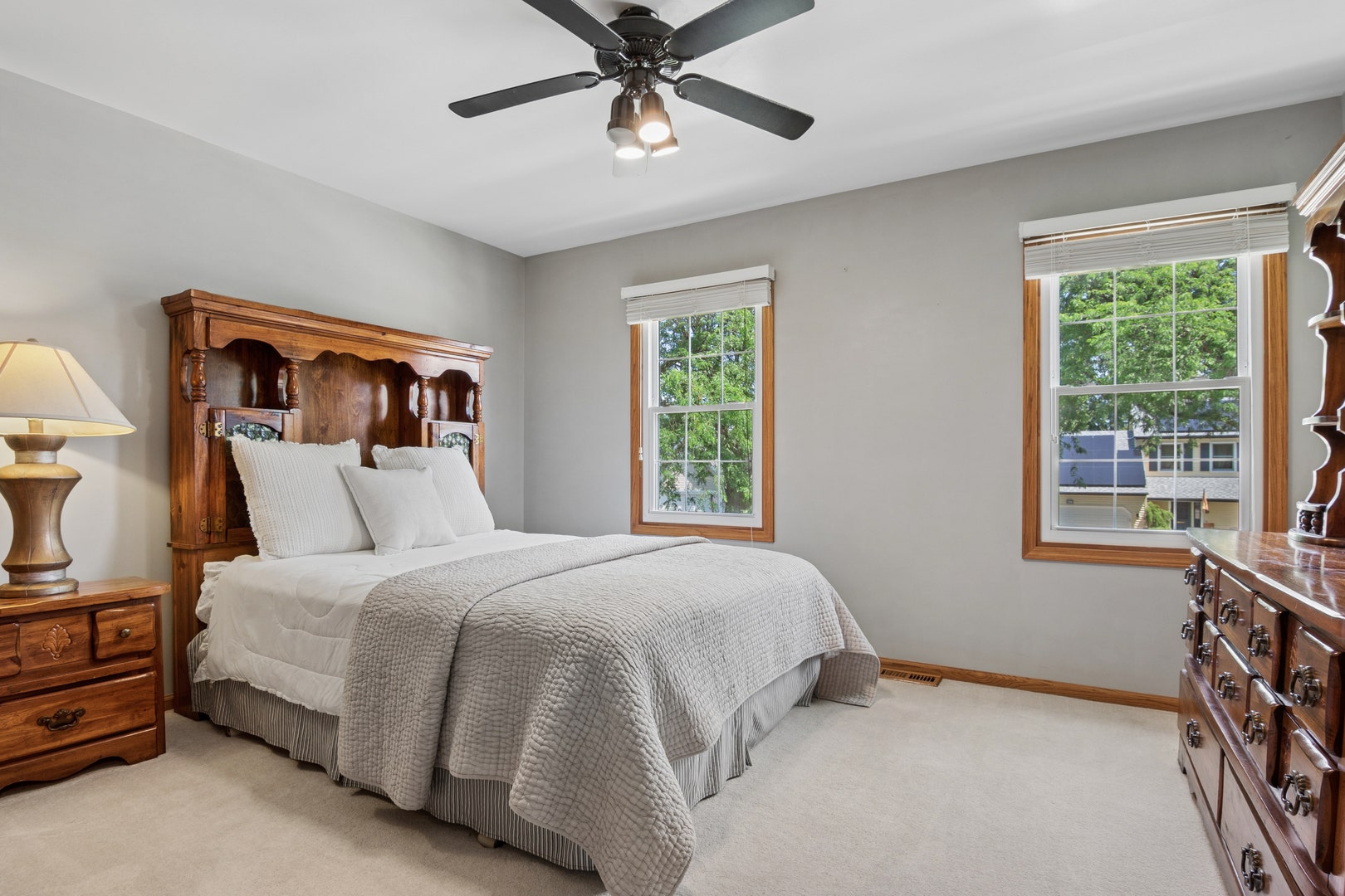 604 Shenandoah Trail, Elgin, IL 60123 604 Shenandoah Trail, Elgin, IL 60123