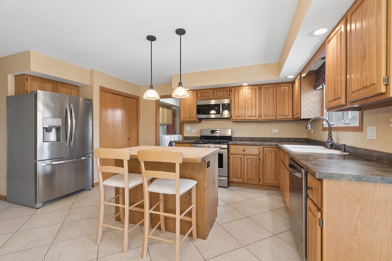14427 Country Club Lane, Orland Park, IL 60462 14427 Country Club Lane, Orland Park, IL 60462