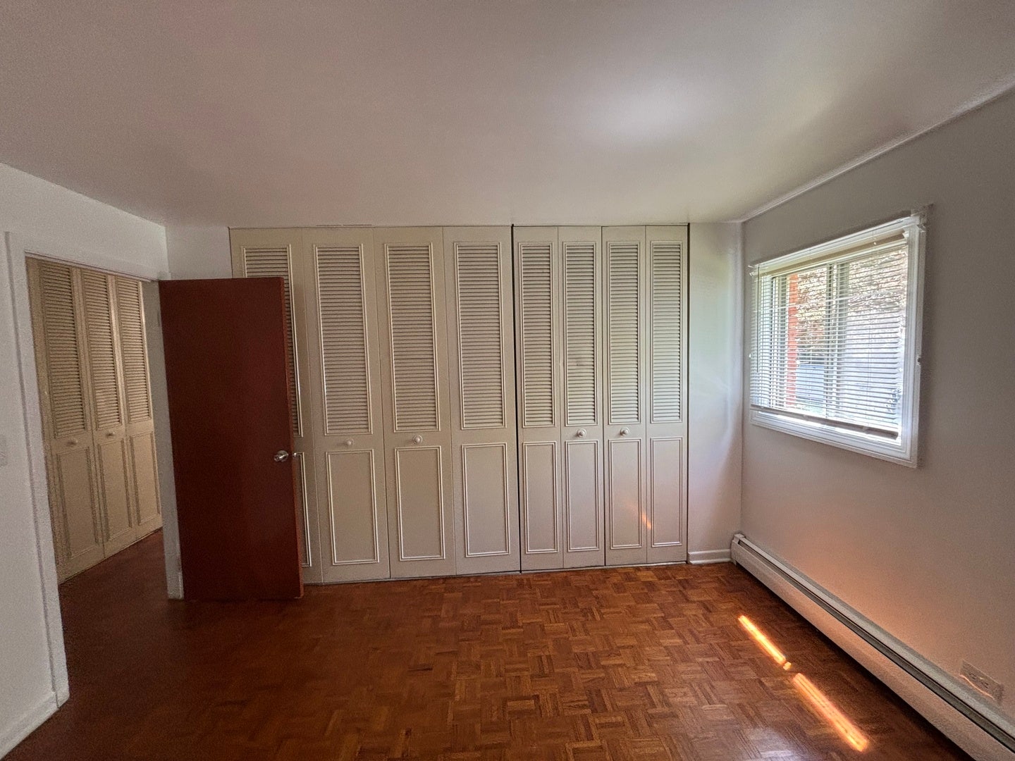 435 Burlington Avenue, #4, Downers Grove, IL 60515