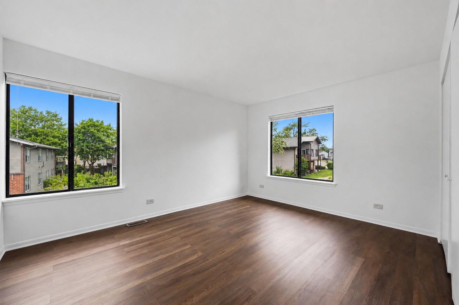 13 Elm Court, #1, Bolingbrook, IL 60440 13 Elm Court, #1, Bolingbrook, IL 60440