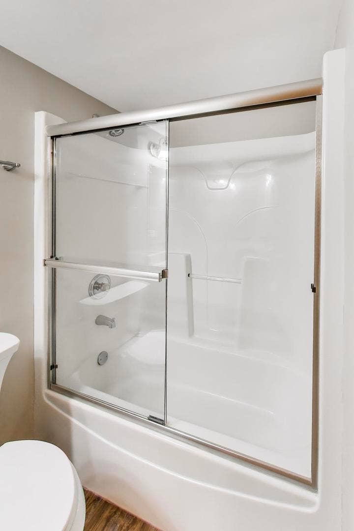 9750 Koch Court, #2F, Orland Park, IL 60467 9750 Koch Court, #2F, Orland Park, IL 60467