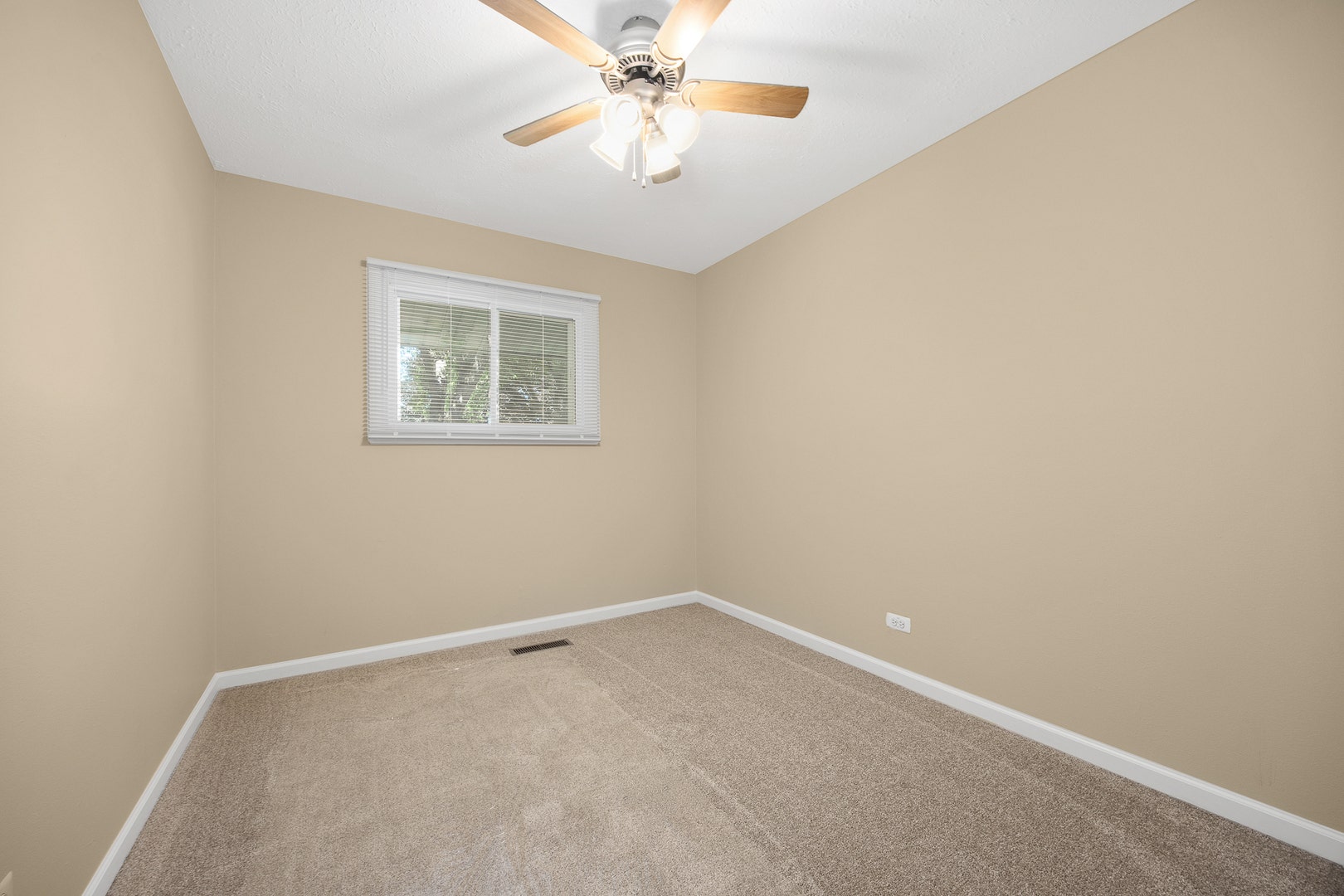 105 Rocklyn Court, Bolingbrook, IL 60440 105 Rocklyn Court, Bolingbrook, IL 60440