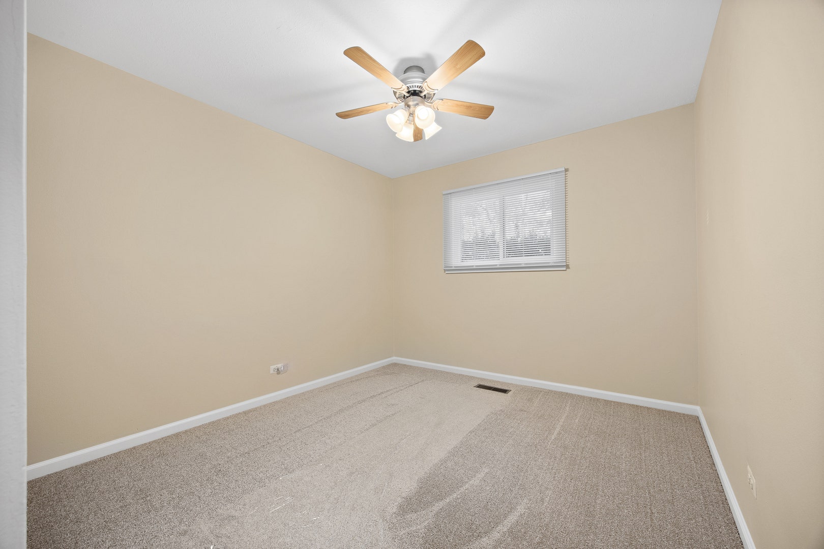 105 Rocklyn Court, Bolingbrook, IL 60440 105 Rocklyn Court, Bolingbrook, IL 60440
