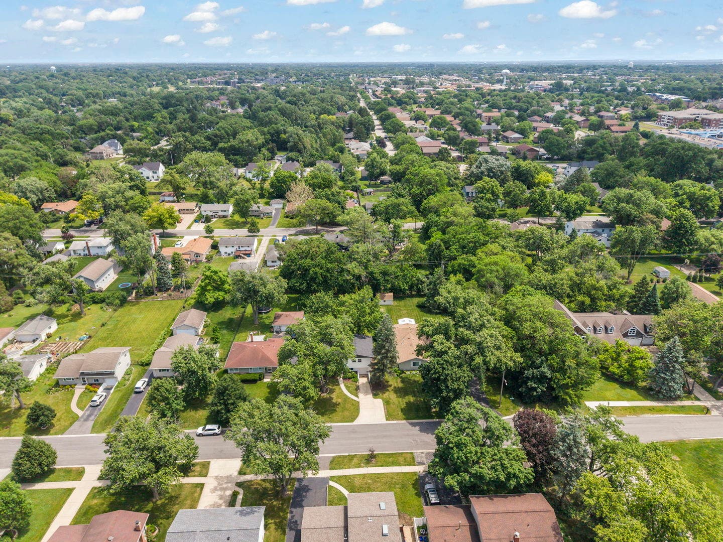 6029 Grand Avenue, Downers Grove, IL 60516