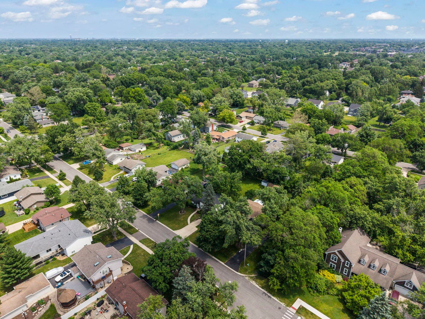 6029 Grand Avenue, Downers Grove, IL 60516