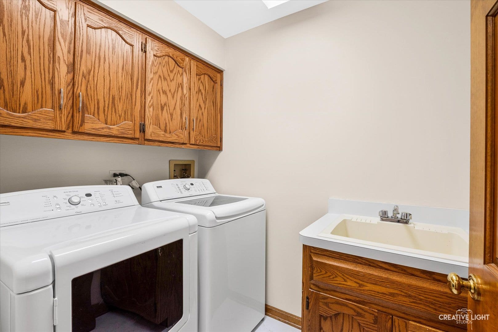 2542 Whiteway Court, Aurora, IL 60504 2542 Whiteway Court, Aurora, IL 60504