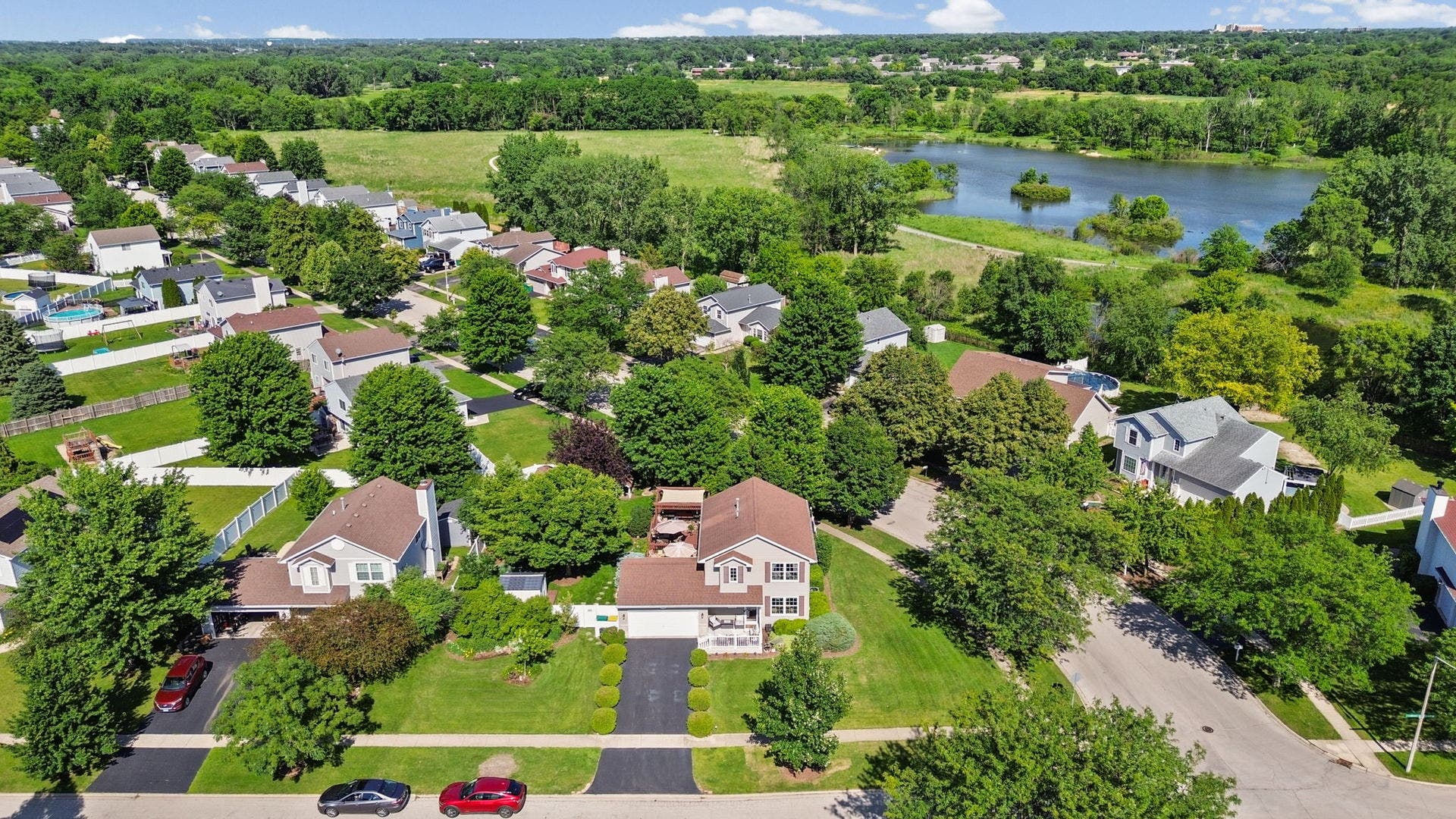 1006 Lindsay Street, Joliet, IL 60431