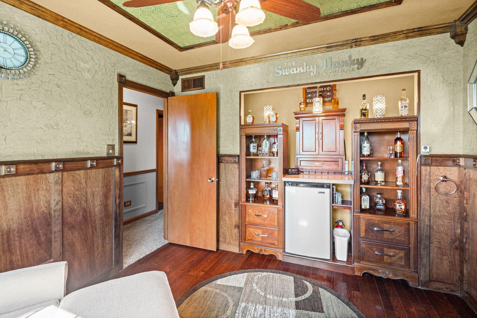 1006 Lindsay Street, Joliet, IL 60431