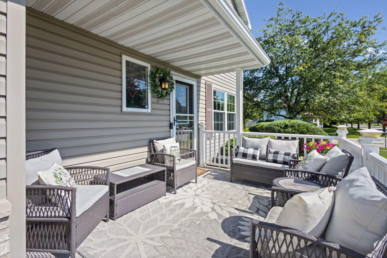 1006 Lindsay Street, Joliet, IL 60431