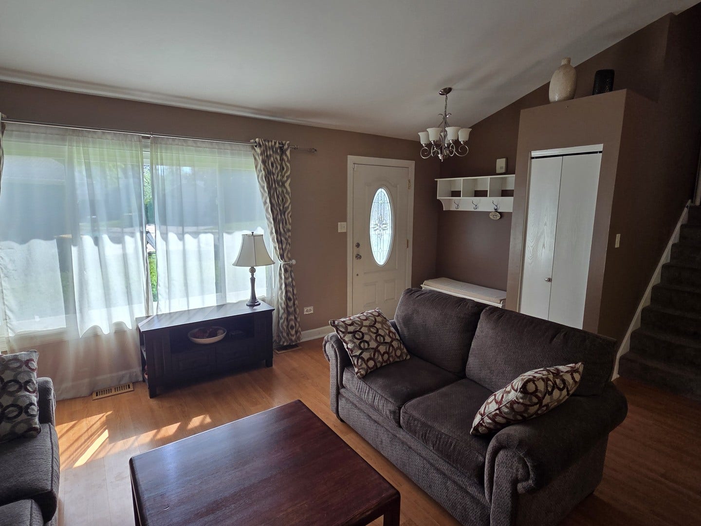 1002 Loren Drive, Joliet, IL 60431 1002 Loren Drive, Joliet, IL 60431