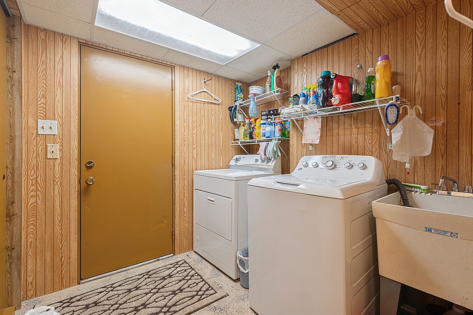 12551 W Martingale Lane, Homer Glen, IL 60491 12551 W Martingale Lane, Homer Glen, IL 60491