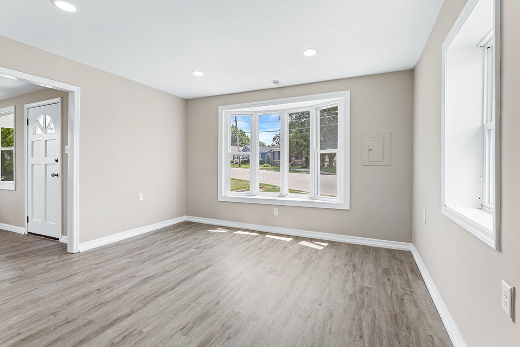 521 Mccarthy Road, Lemont, IL 60439 521 Mccarthy Road, Lemont, IL 60439