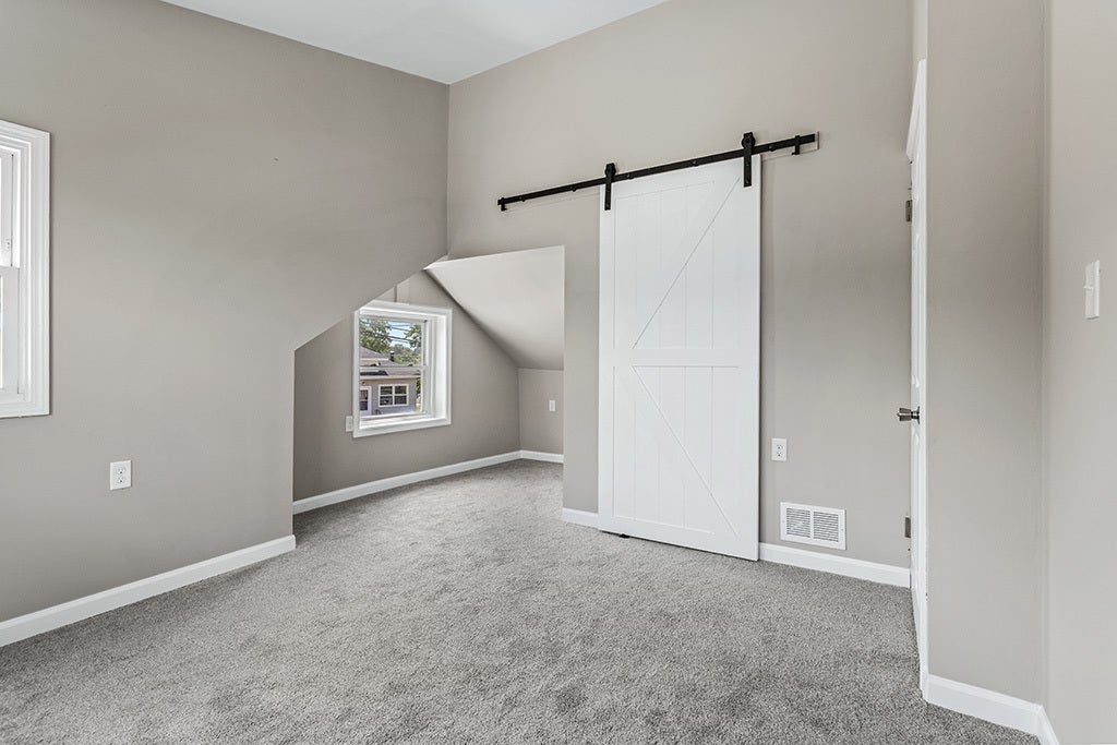 521 Mccarthy Road, Lemont, IL 60439 521 Mccarthy Road, Lemont, IL 60439