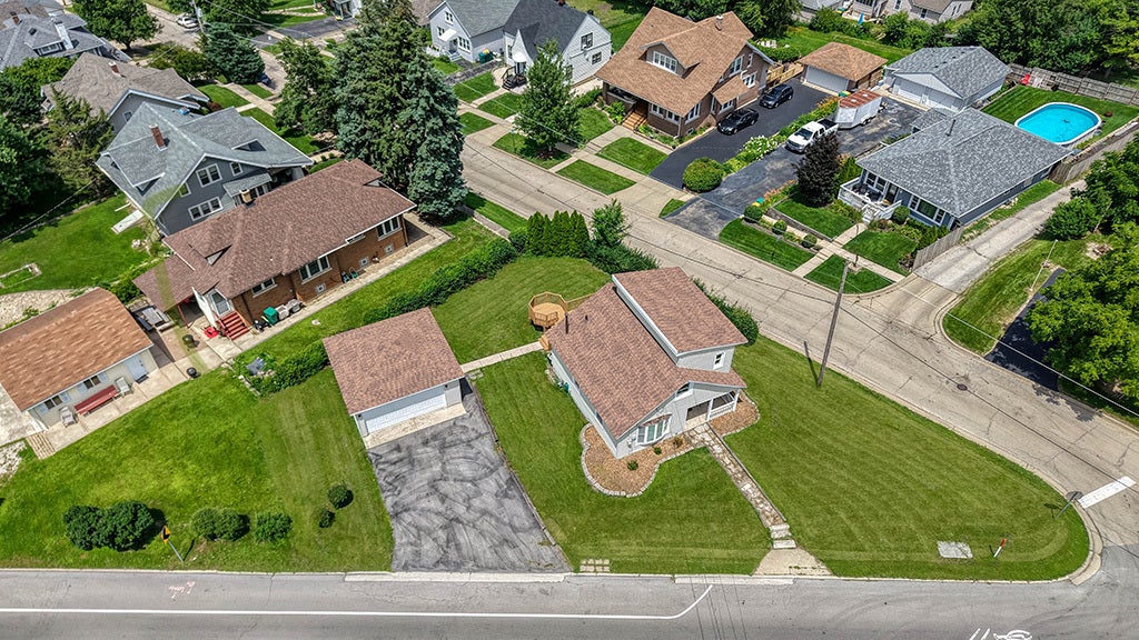 521 Mccarthy Road, Lemont, IL 60439 521 Mccarthy Road, Lemont, IL 60439