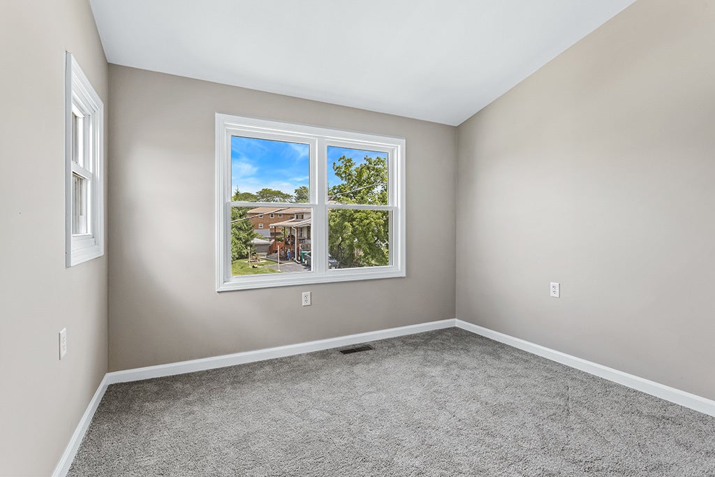 521 Mccarthy Road, Lemont, IL 60439 521 Mccarthy Road, Lemont, IL 60439