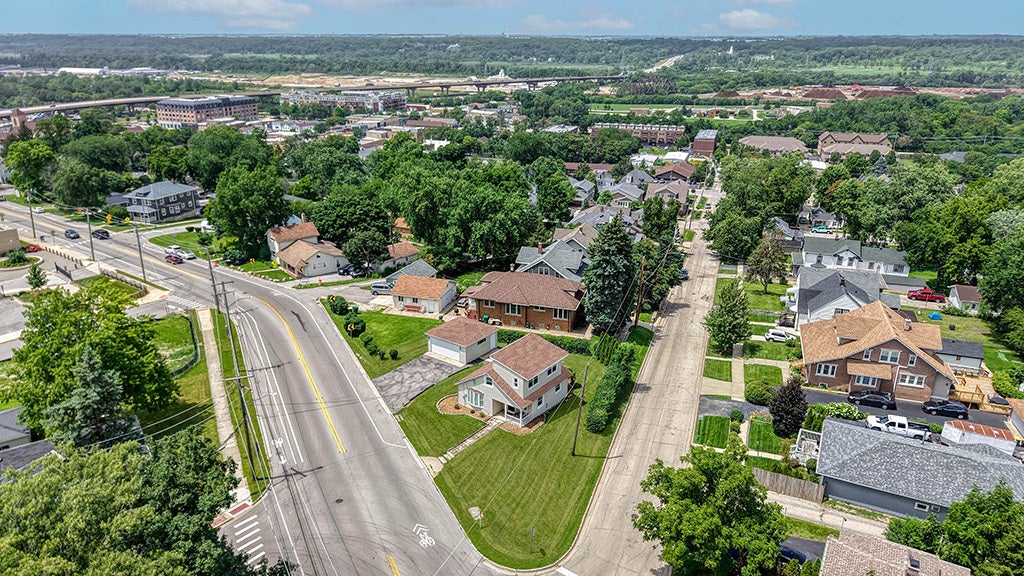 521 Mccarthy Road, Lemont, IL 60439 521 Mccarthy Road, Lemont, IL 60439