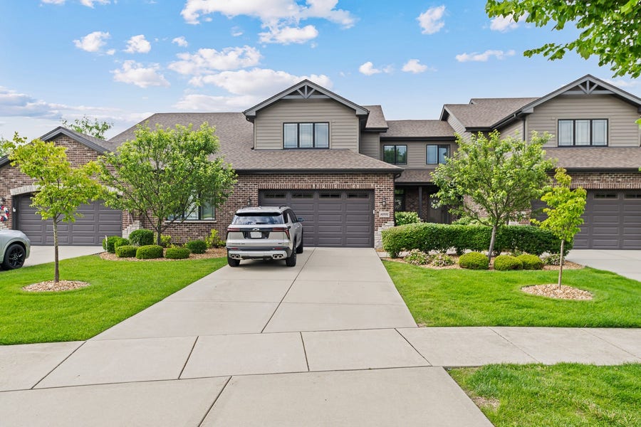 Property photo for 10752 Revere Circle, Mokena, IL