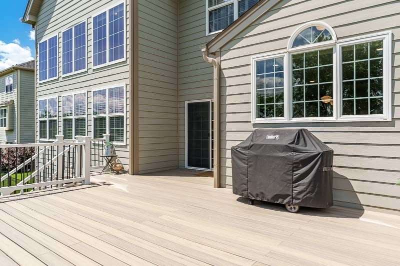 3515 TOURNAMENT Drive, Elgin, IL 60124 3515 TOURNAMENT Drive, Elgin, IL 60124