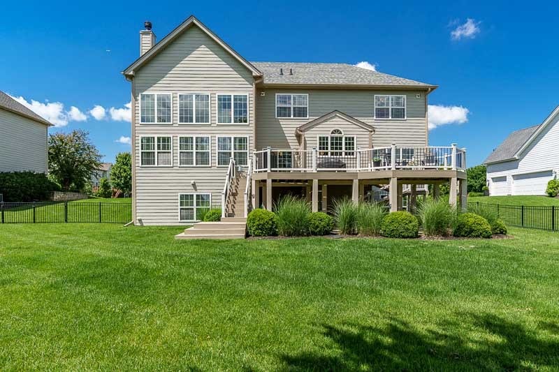 3515 TOURNAMENT Drive, Elgin, IL 60124 3515 TOURNAMENT Drive, Elgin, IL 60124