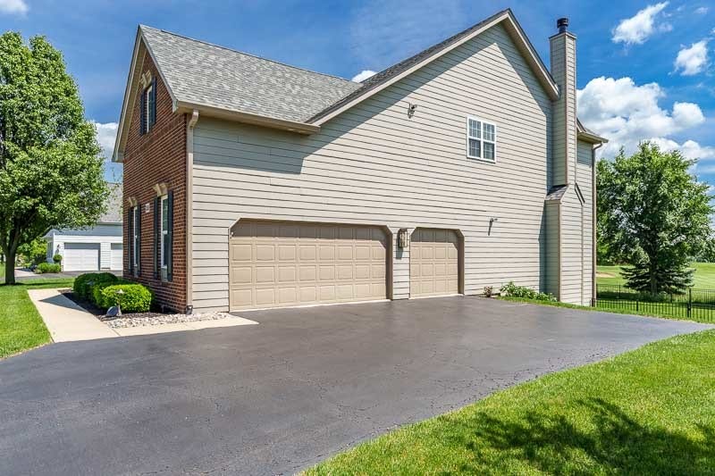 3515 TOURNAMENT Drive, Elgin, IL 60124 3515 TOURNAMENT Drive, Elgin, IL 60124