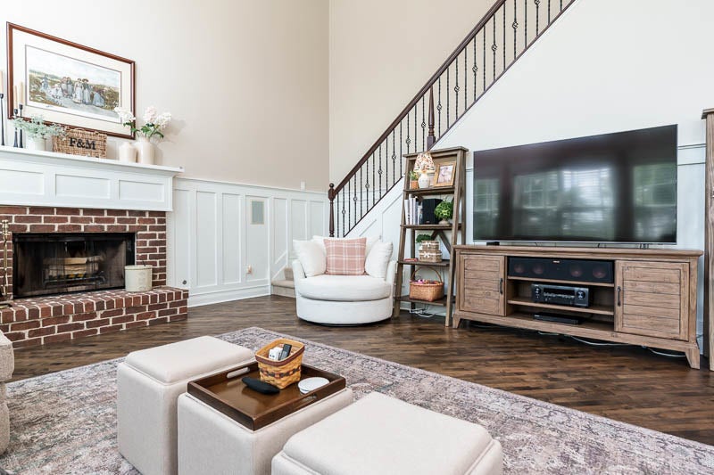 3515 TOURNAMENT Drive, Elgin, IL 60124 3515 TOURNAMENT Drive, Elgin, IL 60124