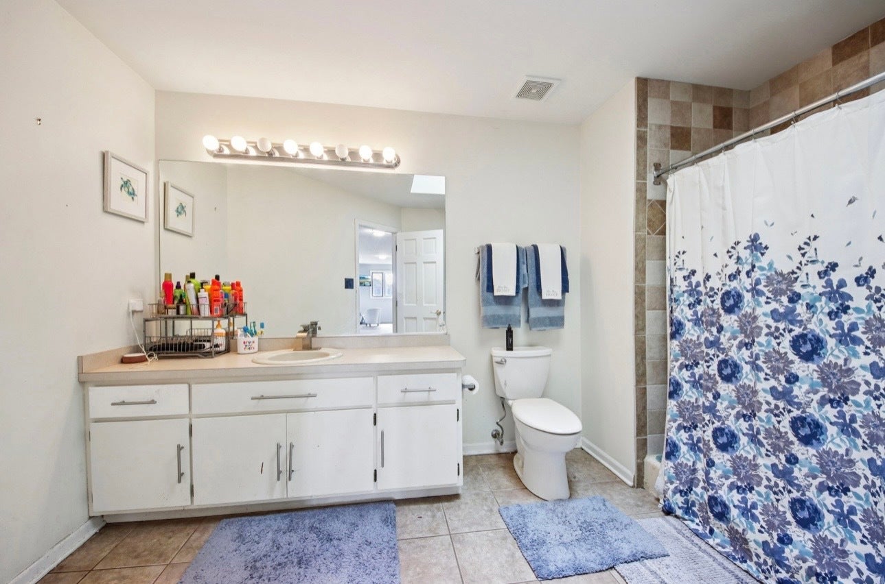 19328 Woodfield Court, Tinley Park, IL 60487 19328 Woodfield Court, Tinley Park, IL 60487