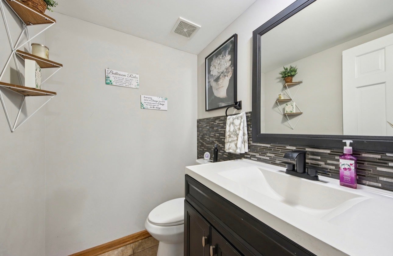 19328 Woodfield Court, Tinley Park, IL 60487 19328 Woodfield Court, Tinley Park, IL 60487