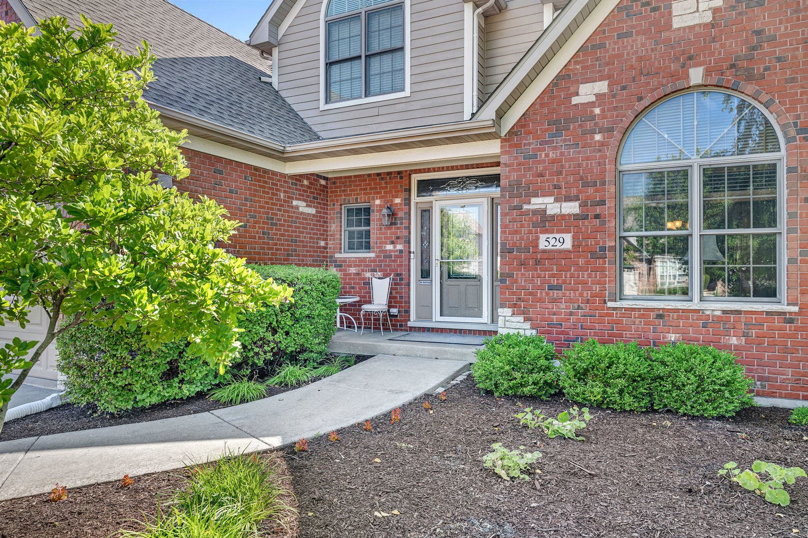 529 E Hunter Lane, Minooka, IL 60447 529 E Hunter Lane, Minooka, IL 60447