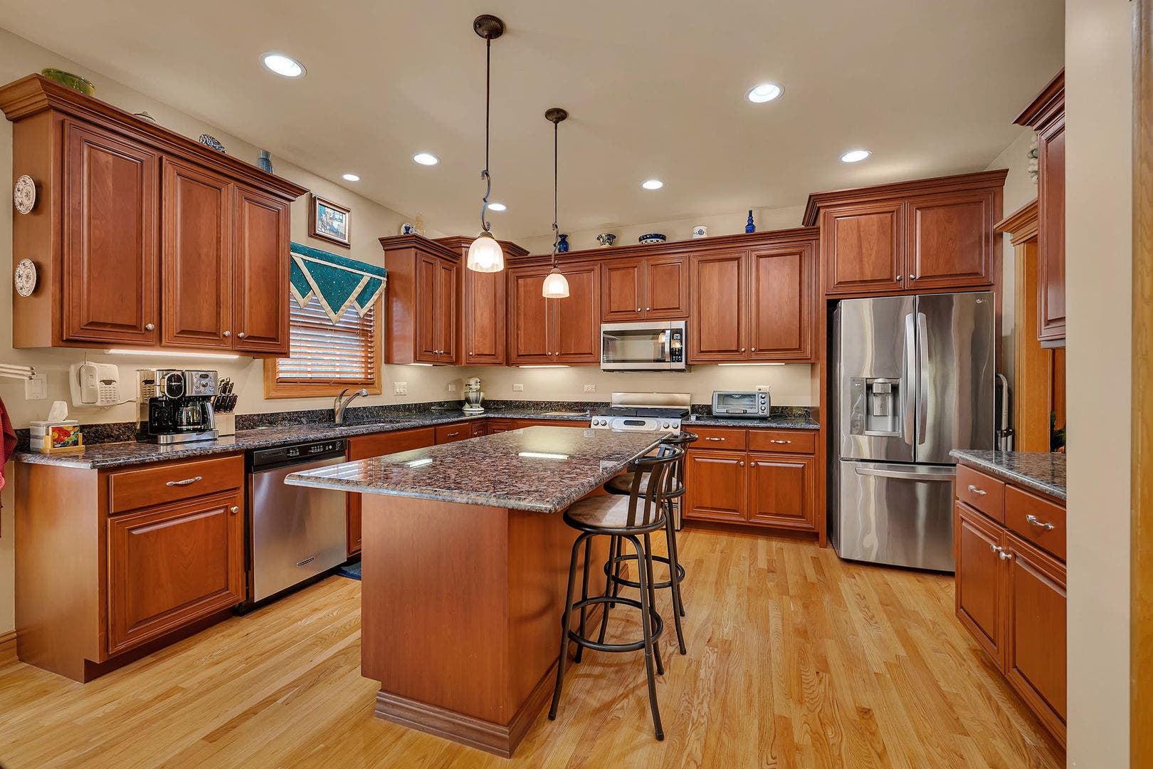 529 E Hunter Lane, Minooka, IL 60447 529 E Hunter Lane, Minooka, IL 60447