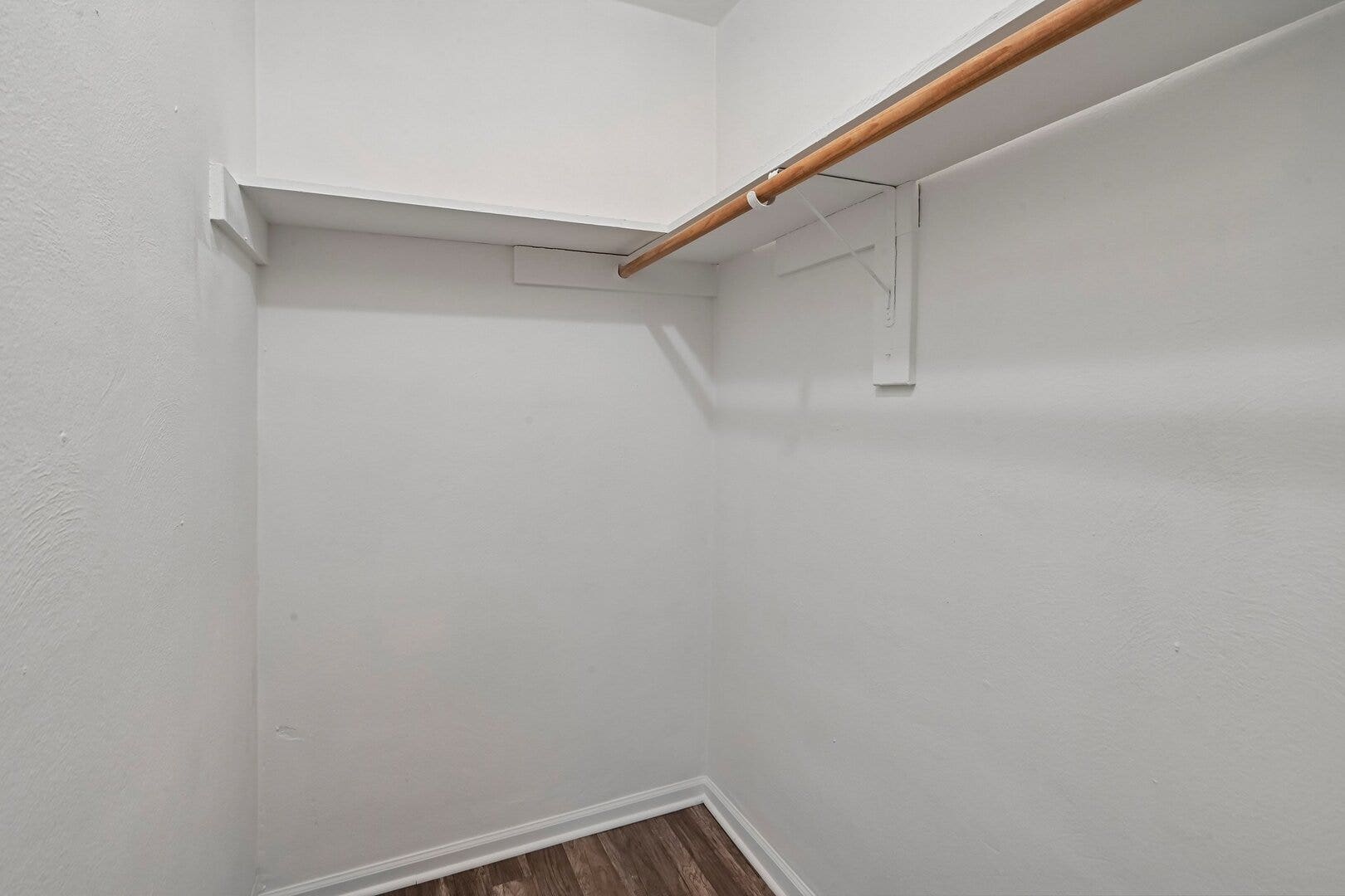 2220 Arbor Circle, #25, Downers Grove, IL 60515 2220 Arbor Circle, #25, Downers Grove, IL 60515
