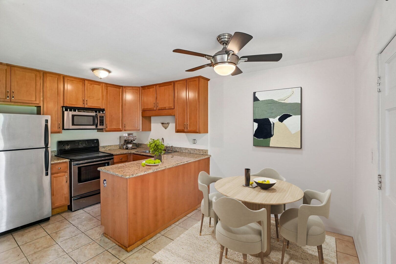 2220 Arbor Circle, #25, Downers Grove, IL 60515 2220 Arbor Circle, #25, Downers Grove, IL 60515