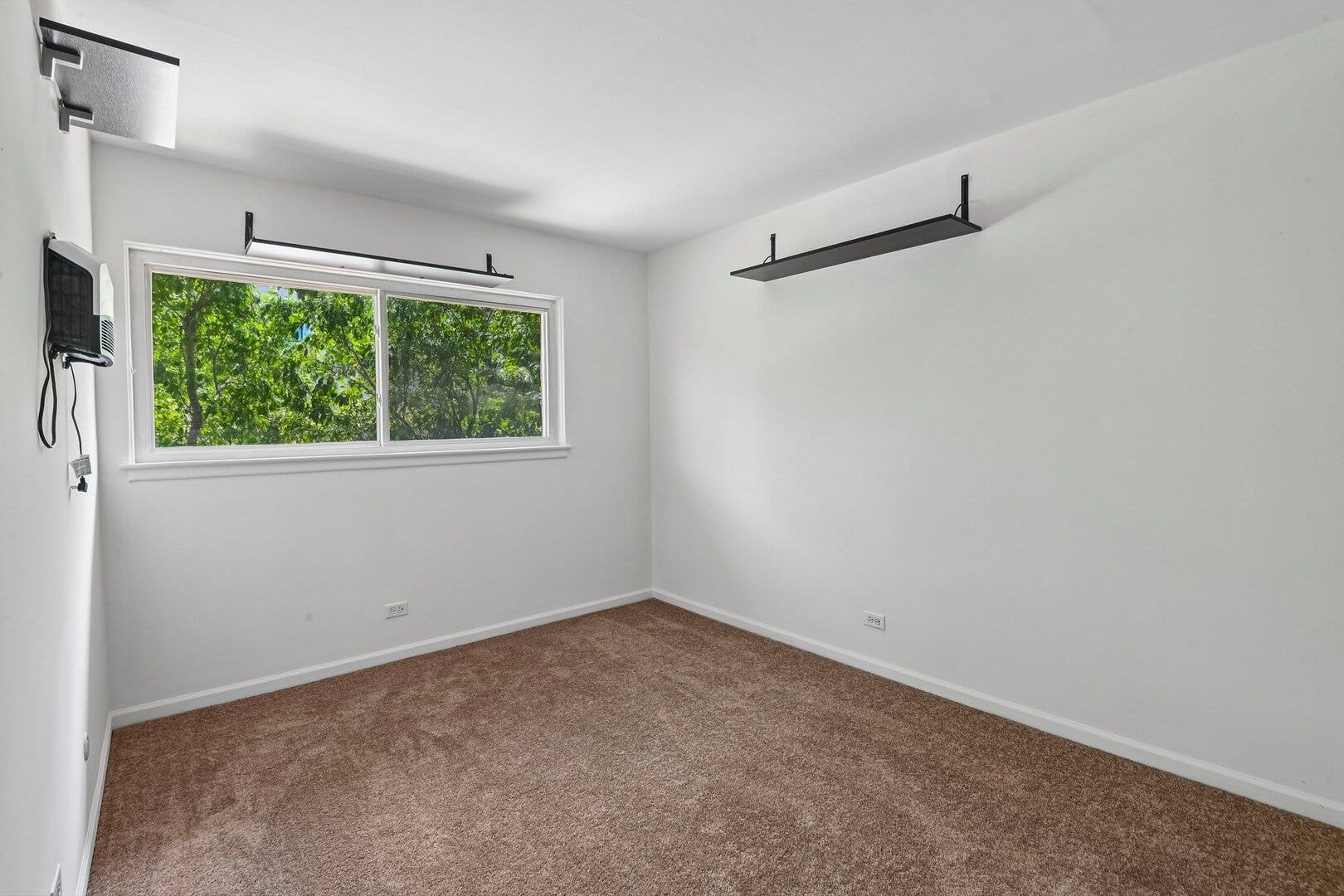 2220 Arbor Circle, #25, Downers Grove, IL 60515 2220 Arbor Circle, #25, Downers Grove, IL 60515