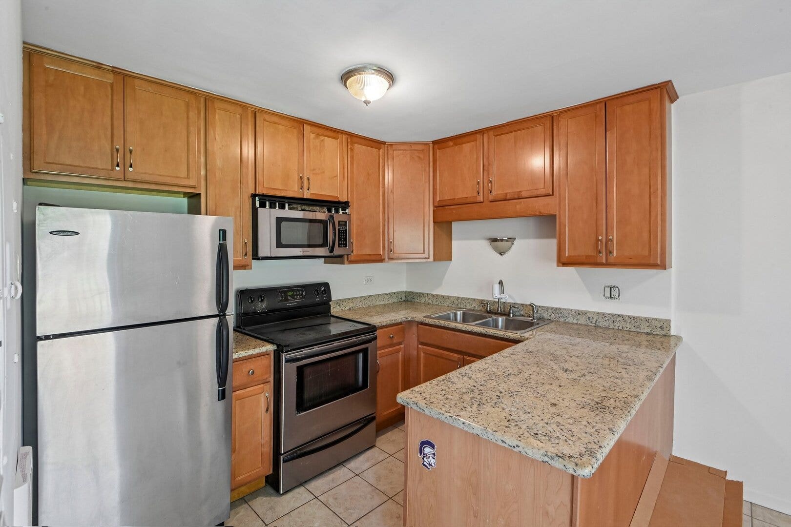 2220 Arbor Circle, #25, Downers Grove, IL 60515 2220 Arbor Circle, #25, Downers Grove, IL 60515