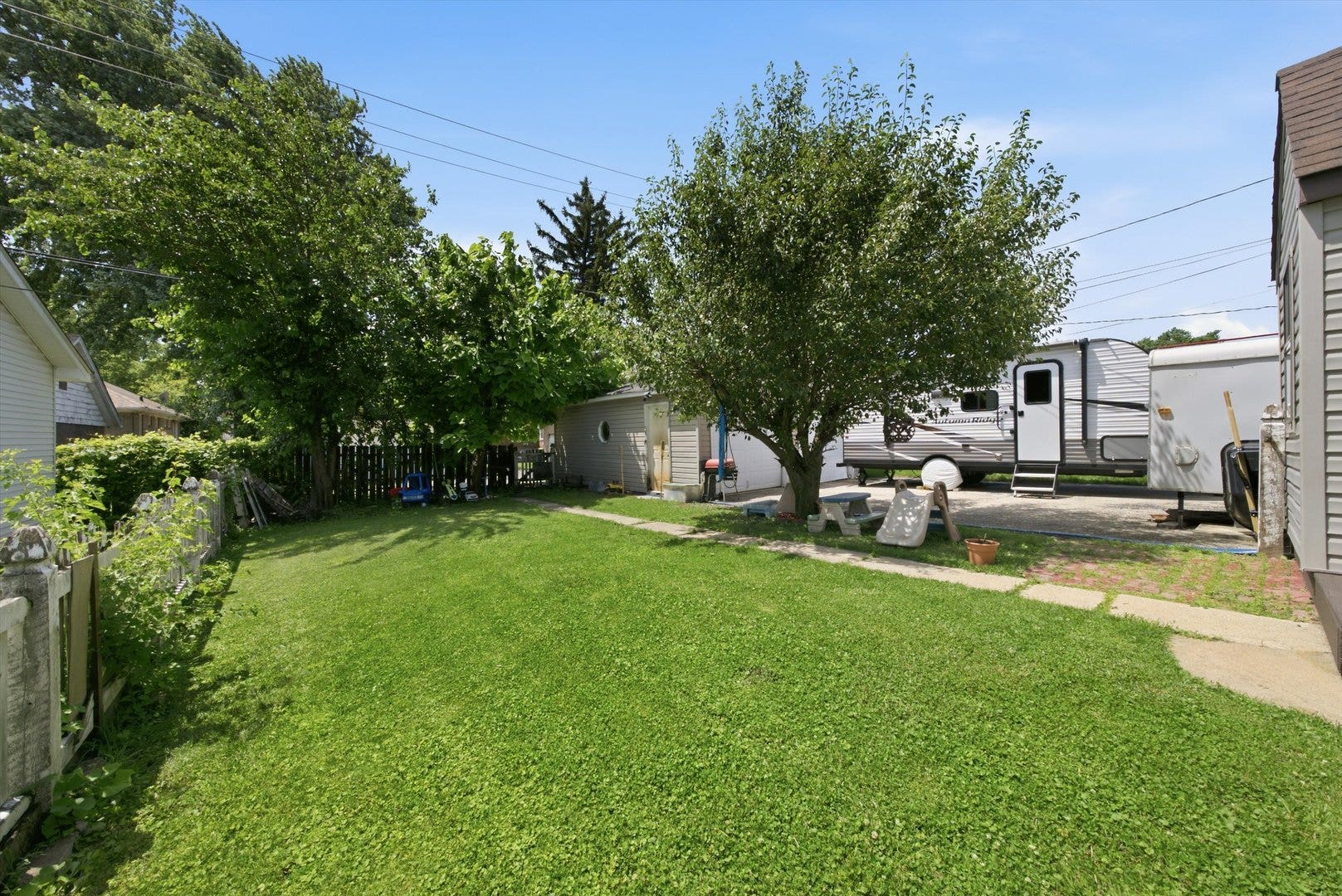 1103 Kelly Avenue, Joliet, IL 60435