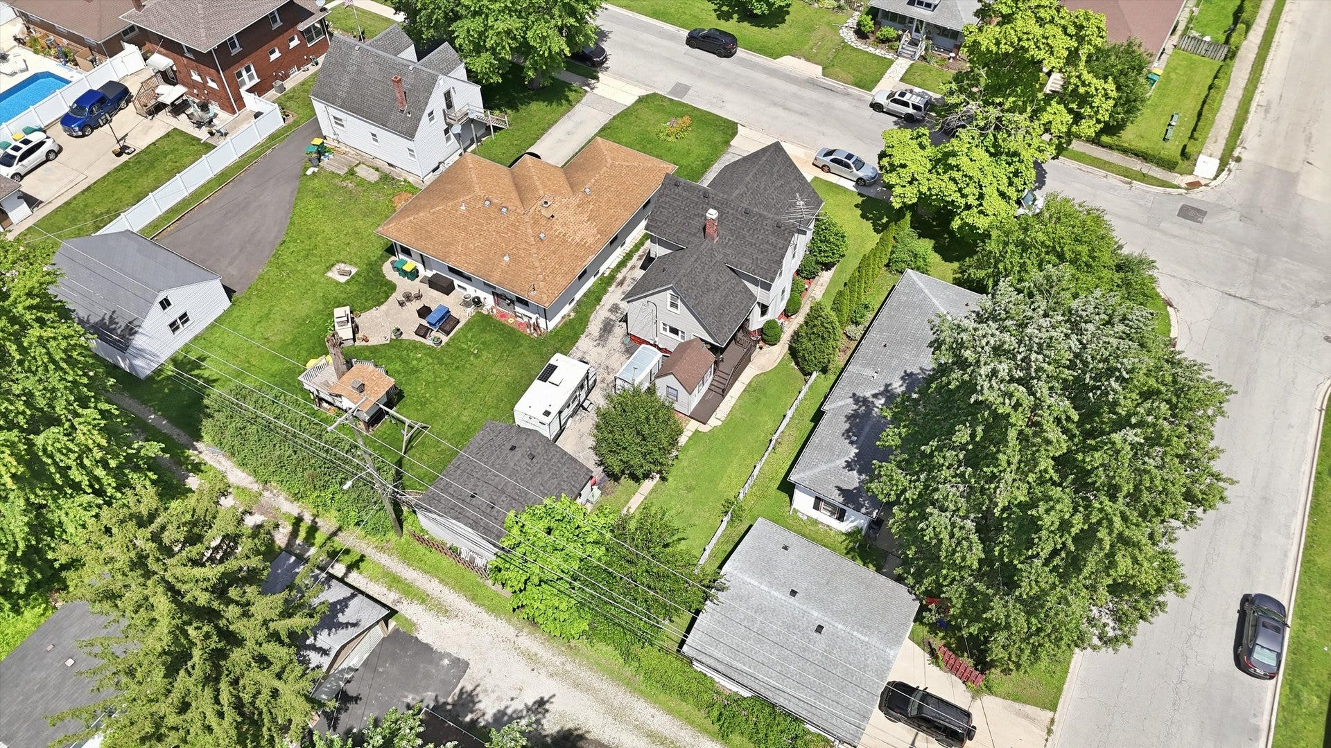 1103 Kelly Avenue, Joliet, IL 60435