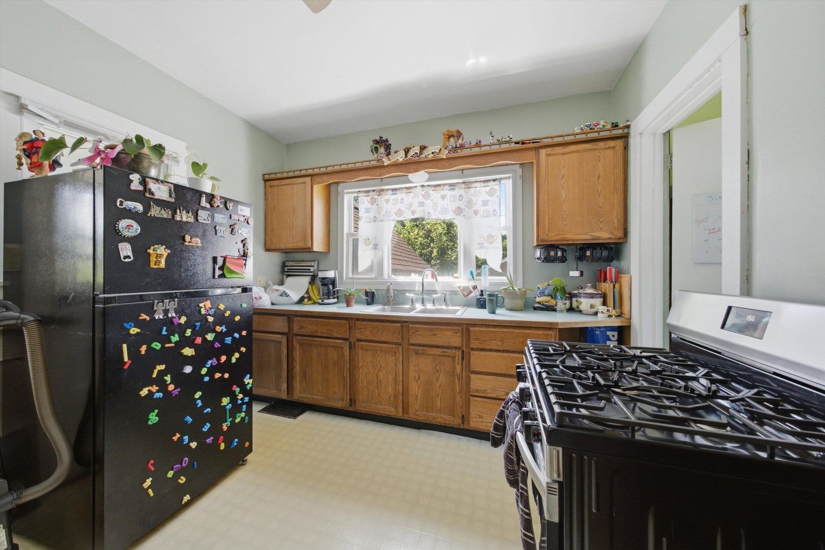 1103 Kelly Avenue, Joliet, IL 60435