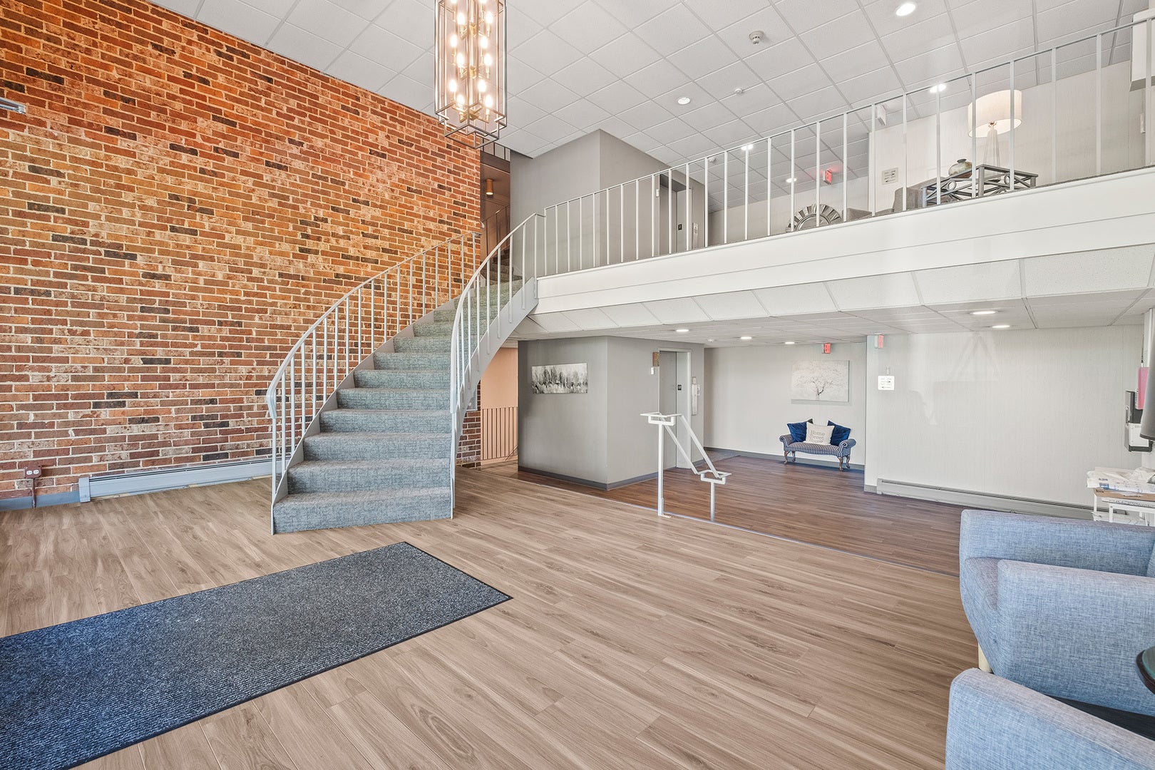 3913 Saratoga Avenue, #G-204, Downers Grove, IL 60515 Lobby