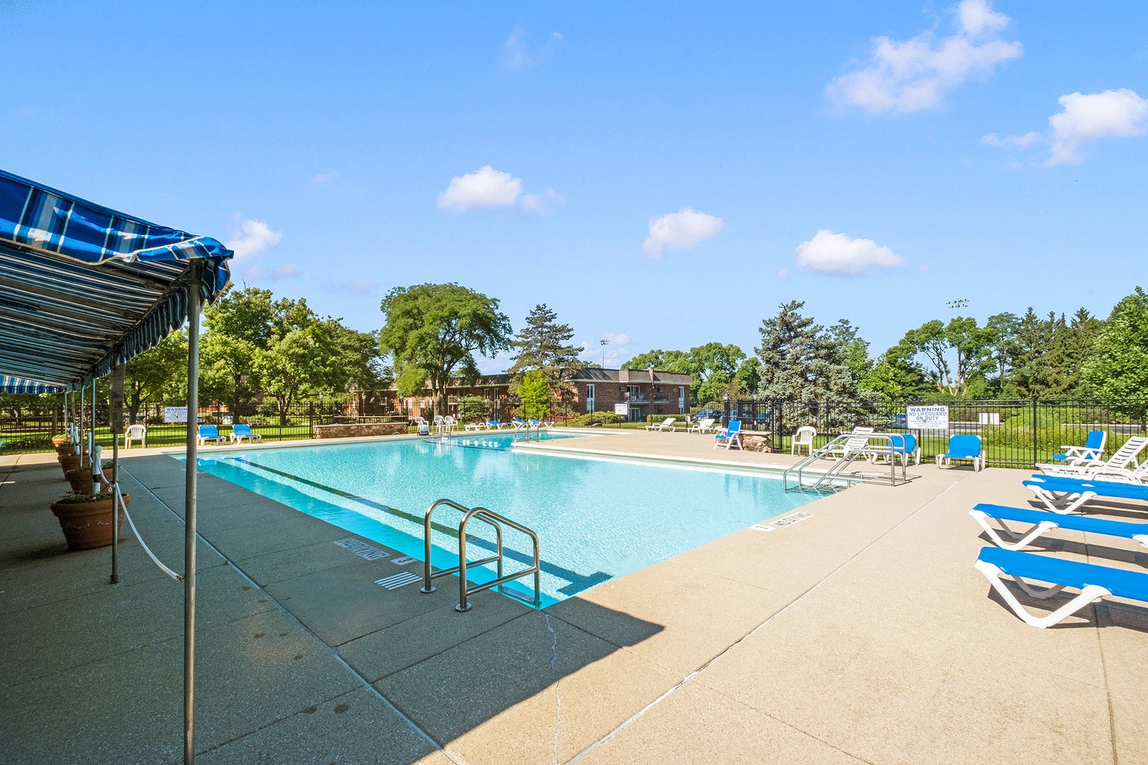 3913 Saratoga Avenue, #G-204, Downers Grove, IL 60515 3913 Saratoga Avenue, #G-204, Downers Grove, IL 60515