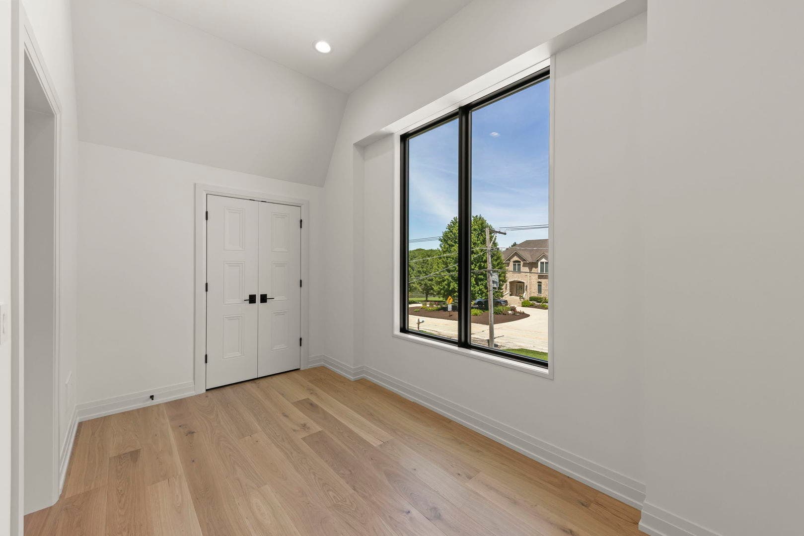 3614 Fairview Avenue, Downers Grove, IL 60515