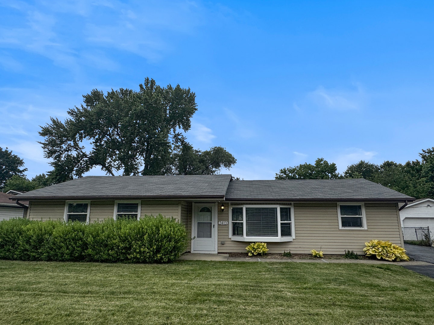 2413 Meridian Drive, Joliet, IL 60431 2413 Meridian Drive, Joliet, IL 60431