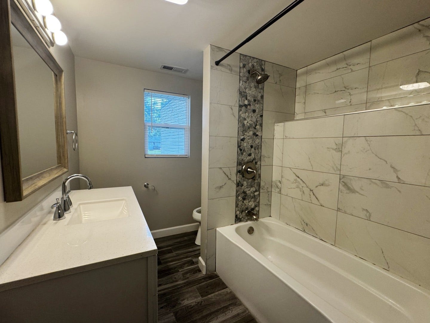 2413 Meridian Drive, Joliet, IL 60431 2413 Meridian Drive, Joliet, IL 60431