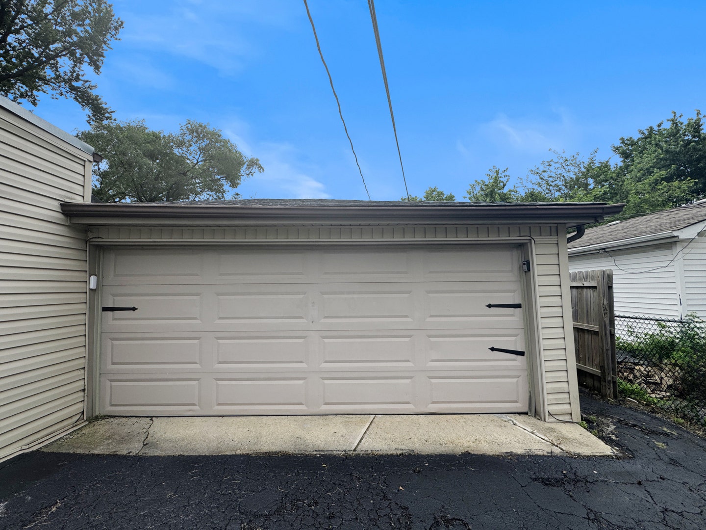 2413 Meridian Drive, Joliet, IL 60431 2413 Meridian Drive, Joliet, IL 60431