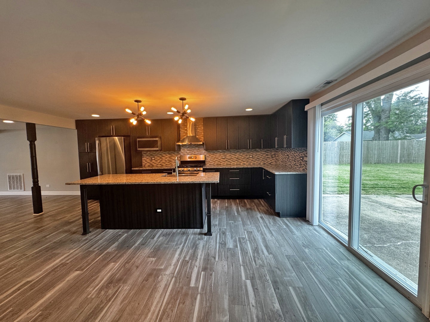 2413 Meridian Drive, Joliet, IL 60431 2413 Meridian Drive, Joliet, IL 60431