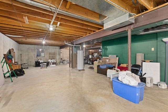 41W580 Rohrsen Road, Elgin, IL 60124 41W580 Rohrsen Road, Elgin, IL 60124