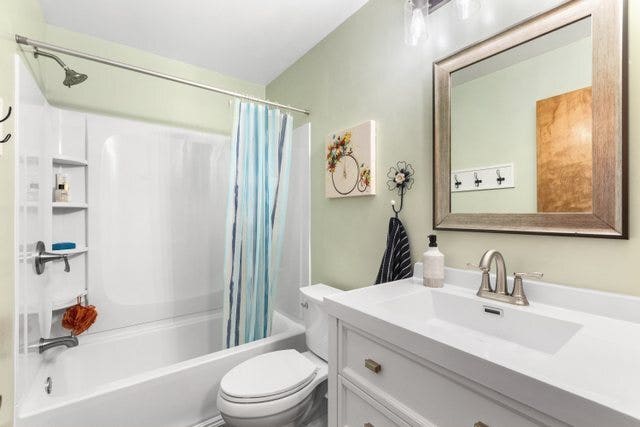 41W580 Rohrsen Road, Elgin, IL 60124 41W580 Rohrsen Road, Elgin, IL 60124